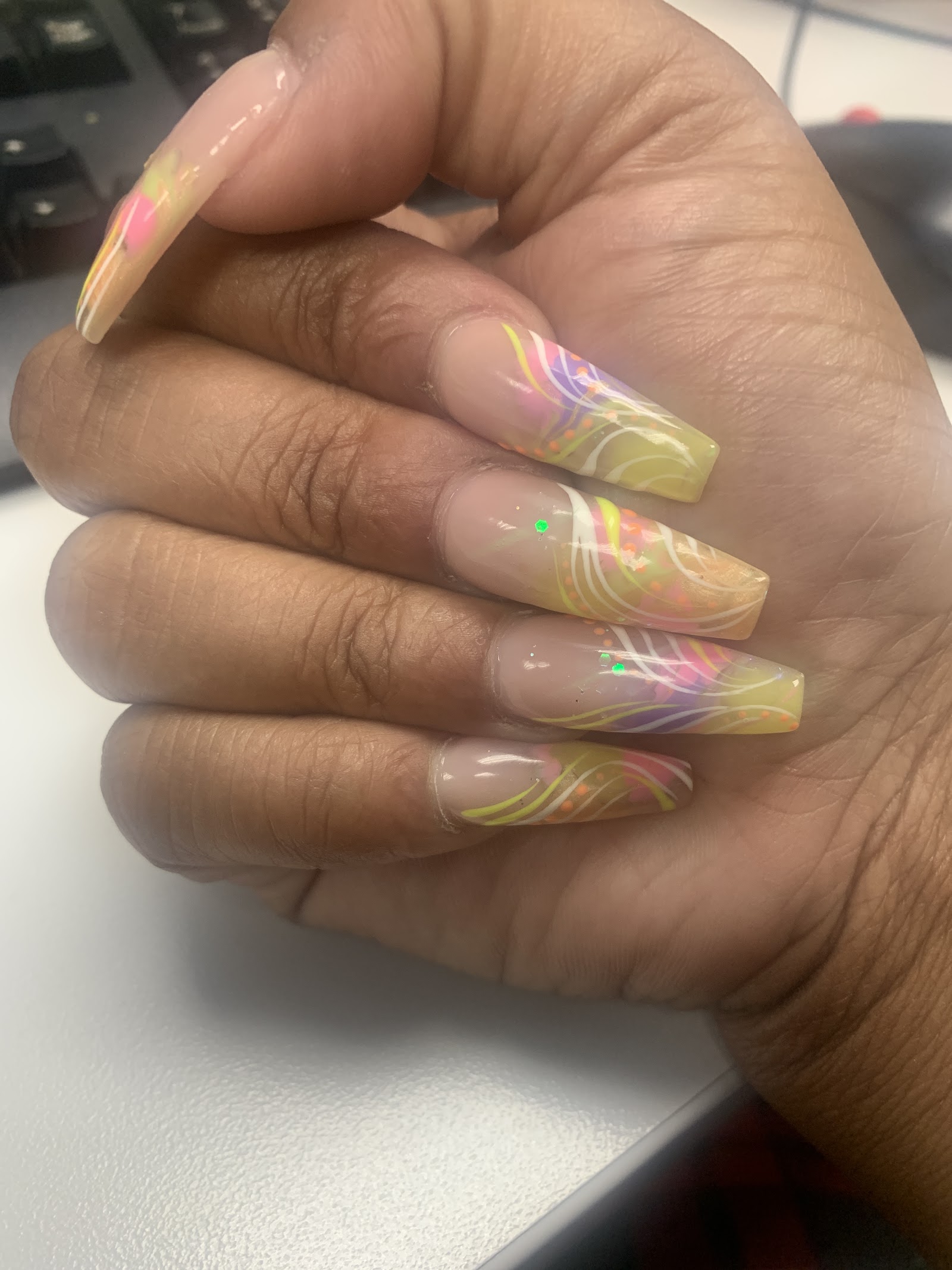 Elegant Nails & Spa nail photo 1